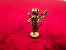 Даттатрея. Статуэтка 3 см.