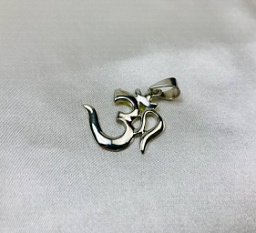 Кулон "Ом", серебро, 2.7 см.